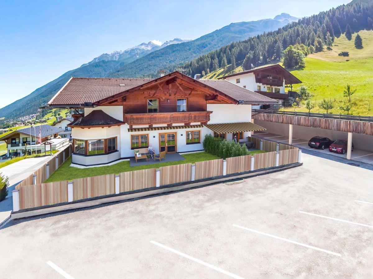 In The Stubai Valley For Groups